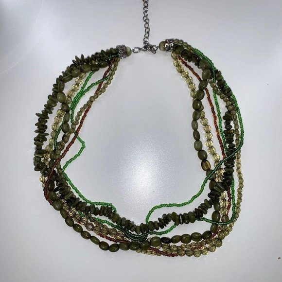🥰Handmade Green Necklace - Picture 5 of 6